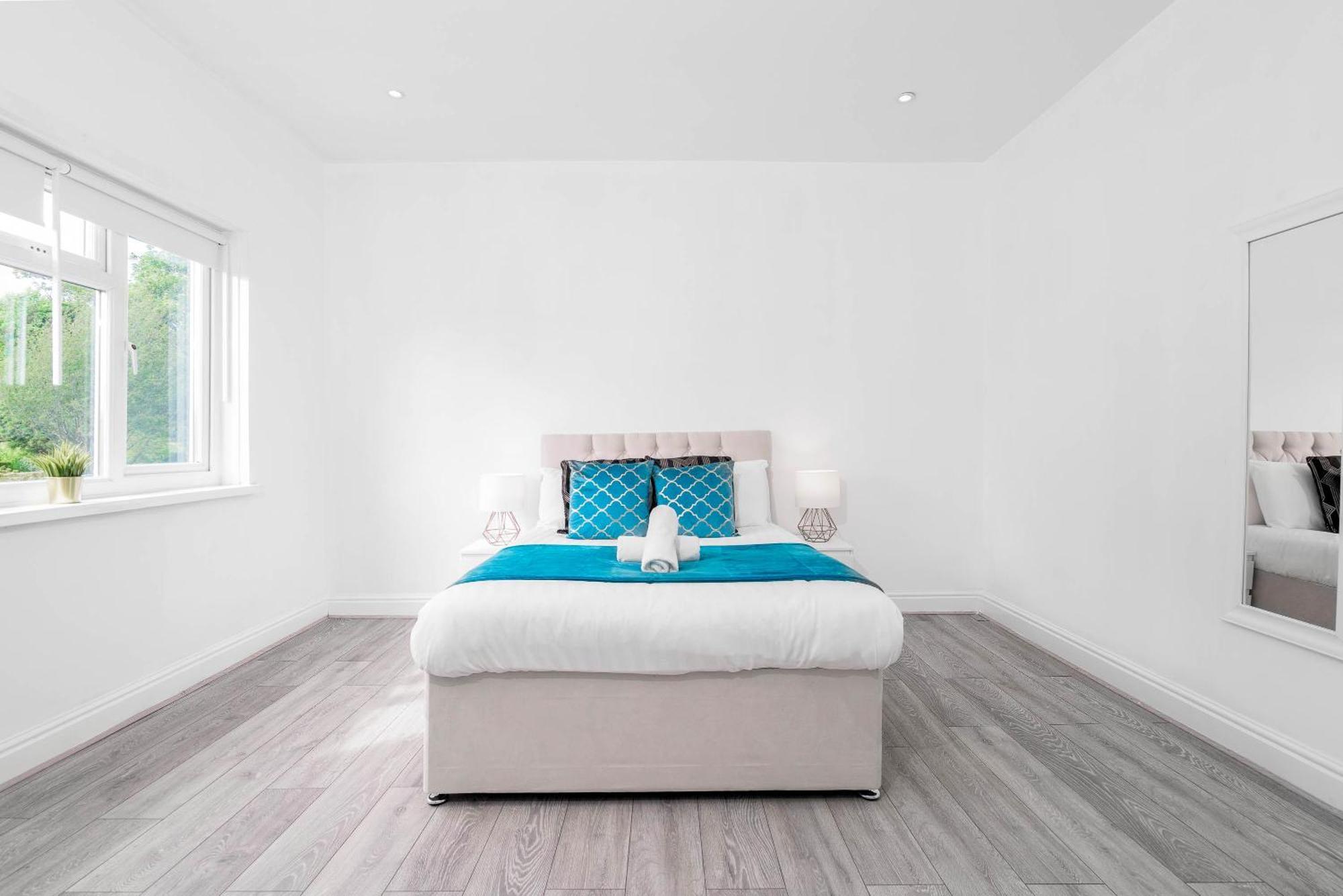Five Bedroom Townhouse - Near City Centre - Edgbaston - On Street Parking - Wifi - Netflix - 974P Birmingham Zewnętrze zdjęcie